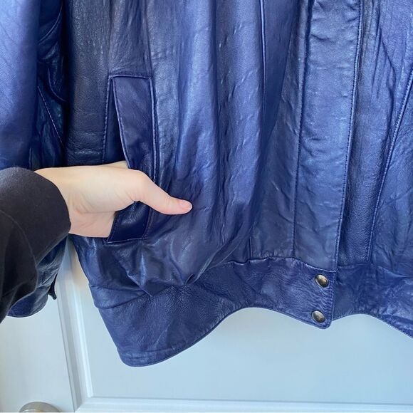 COSA NOVA | Vintage Leather Bomber Jacket - Picture 3 of 16